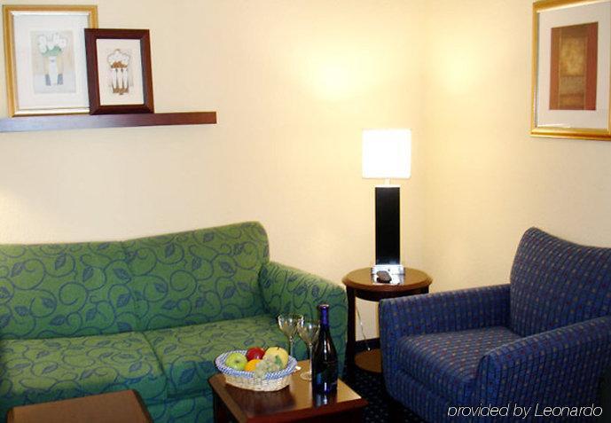 Springhill Suites Fort Myers Airport חדר תמונה